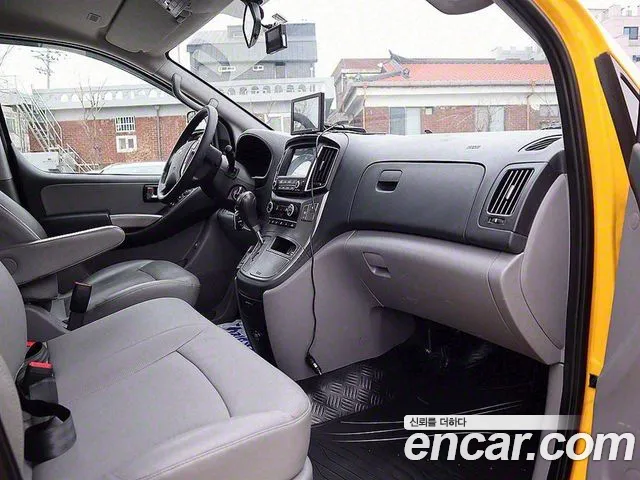 Hyundai The New Grand Starex 2021 Желтый из Кореи, фото 3