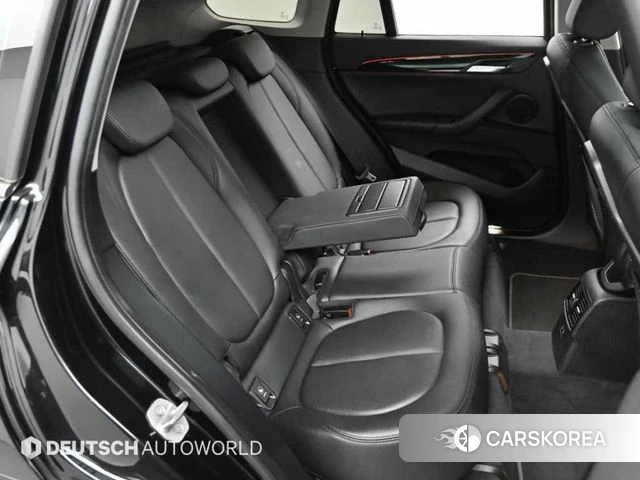 BMW X1 (F48) 2022 Черный из Кореи, фото 3