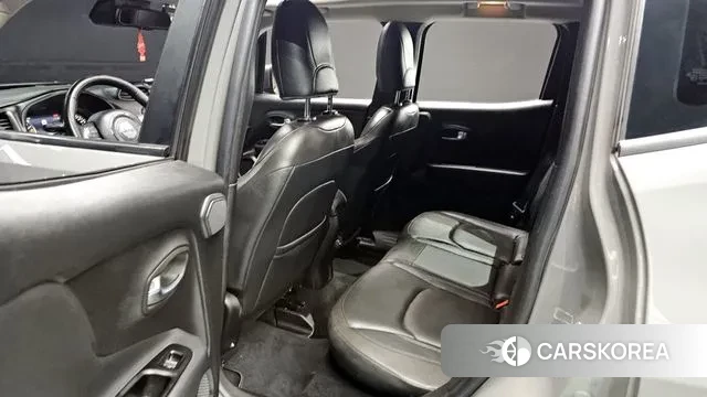 Jeep Renegade id 3302495 из Кореи 3