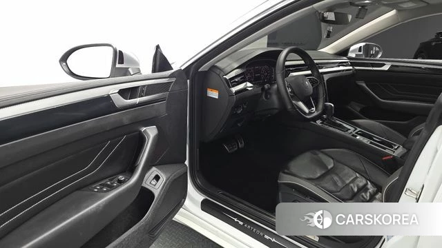Volkswagen Arteon 2022 Белый из Кореи, фото 3