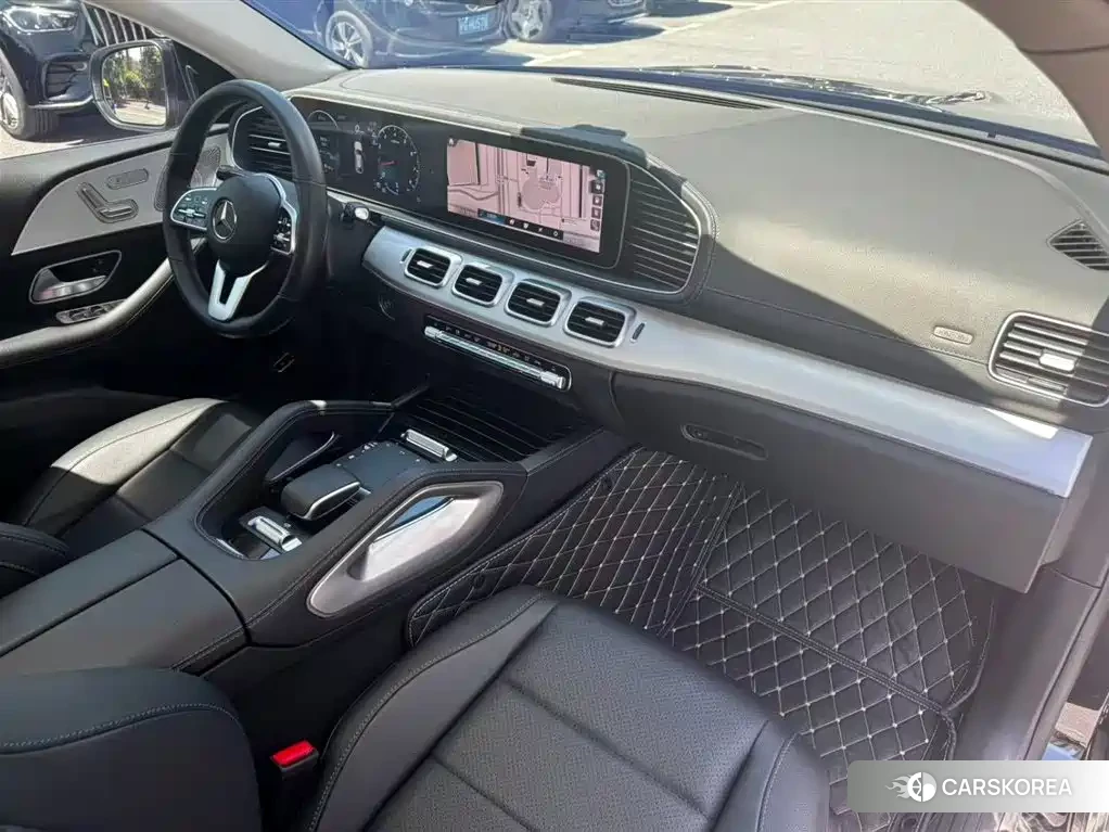 Mercedes-Benz GLE 2023 Черный из Китая, фото 3