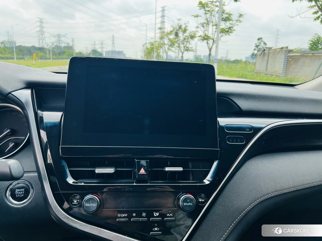 Toyota Camry 2021 Белый из Китая, фото 3