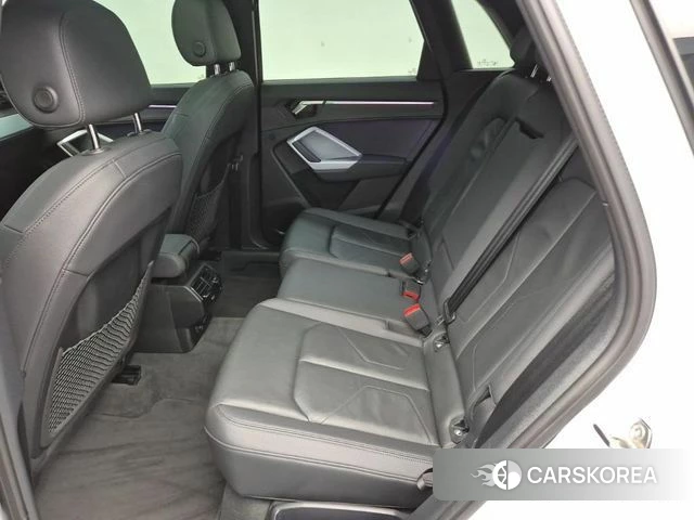 Audi Q3 (F3) 2022 Белый из Кореи, фото 3
