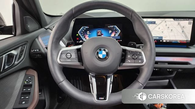 BMW 1 Series (F70) 2025 Черный из Кореи, фото 3