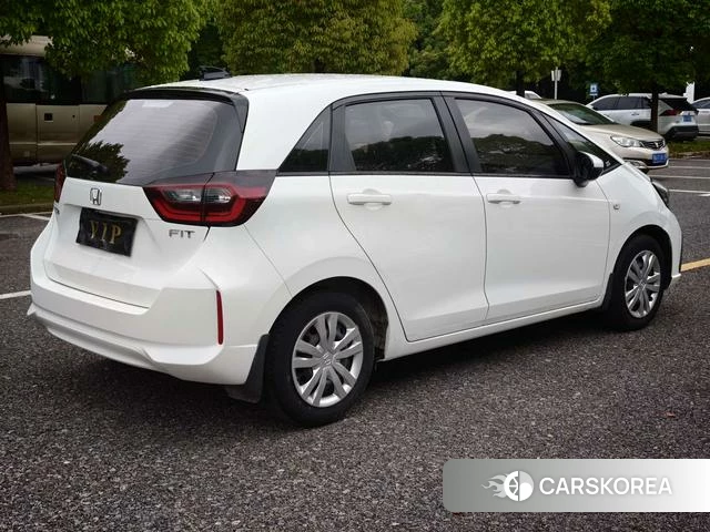 Honda Fit 2021 Белый из Китая, фото 3