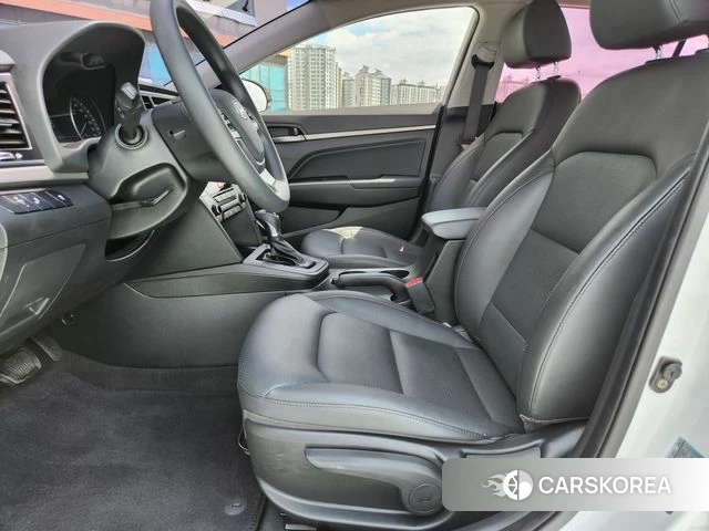 Hyundai Avante AD 2018 Белый из Кореи, фото 3