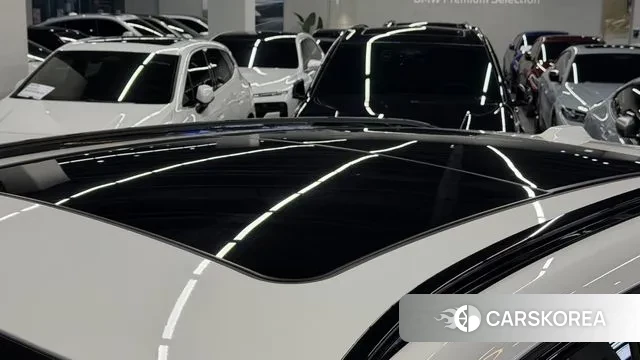 BMW iX1 (U11) 2023 Белый из Кореи, фото 3