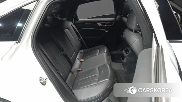 Audi A6 (C8) 2020 Белый из Кореи, фото 3