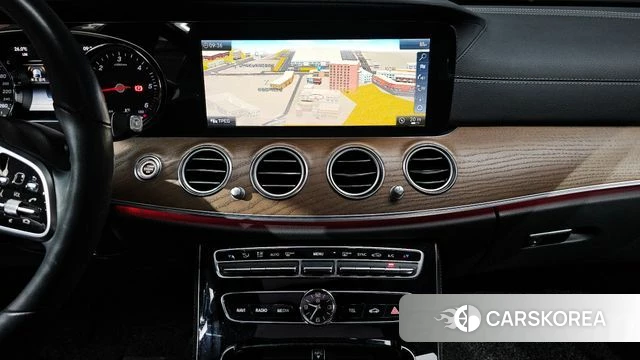 Mercedes-Benz E-Class W213 2019 Белый из Кореи, фото 3