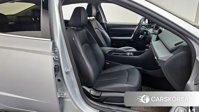 Hyundai Sonata D Edge (DN8) 2023 Серебряный из Кореи, фото 3