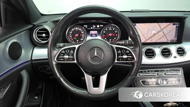 Mercedes-Benz E-Class W213 2020 Серебряный из Кореи, фото 3