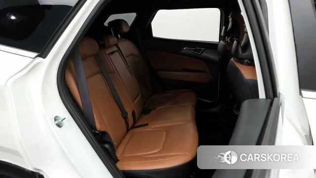 Kia Sportage 5th Generation 2022 Белый из Кореи, фото 3