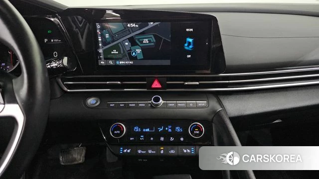 Hyundai Avante (CN7) 2022 Белый из Кореи, фото 3