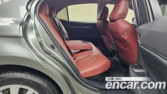 Toyota Camry (XV70) id 2717030 из Кореи 3