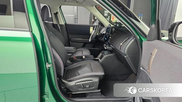 Mini Cooper S Countryman 3rd Generation 2024 Зеленый из Кореи, фото 3