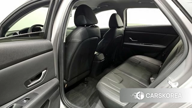 Hyundai Avante (CN7) 2021 Серебристо-серый из Кореи, фото 3