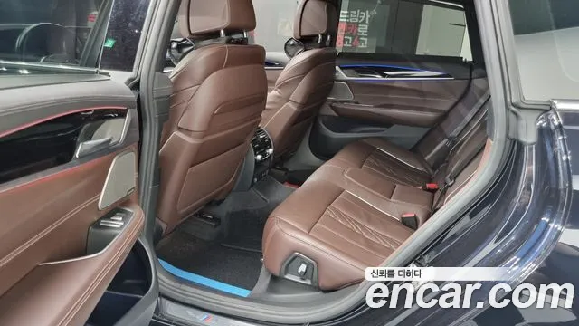 BMW 6 Series GT (G32) 2021 Черный из Кореи, фото 3