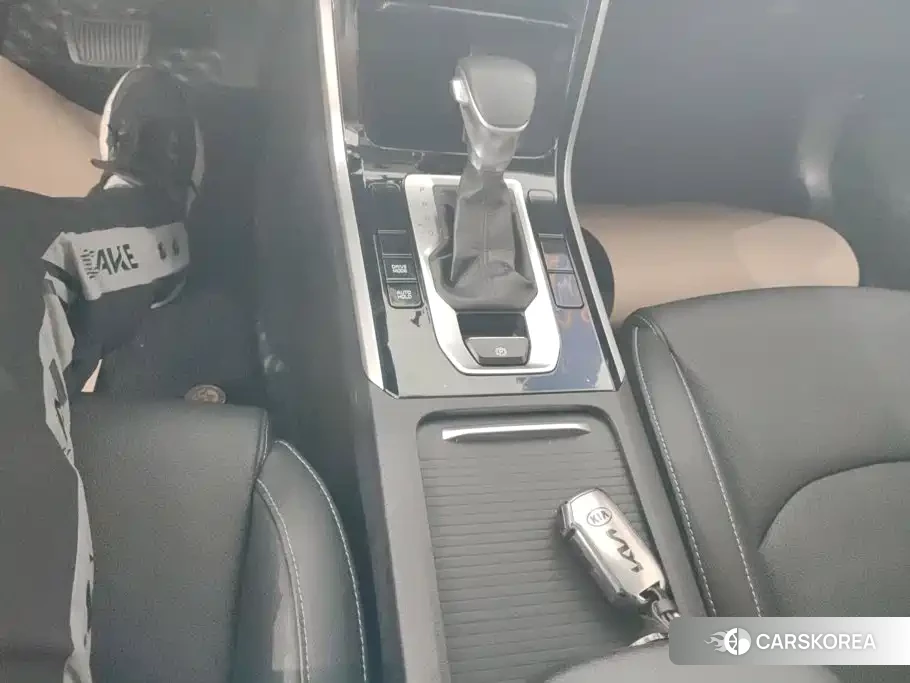 Kia K3 2022 Белый из Китая, фото 3
