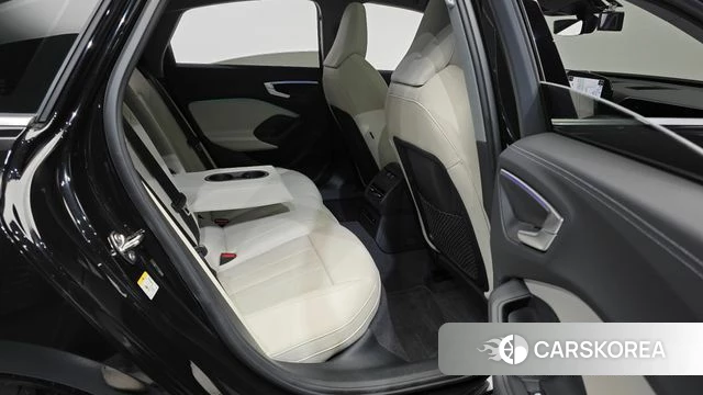 Audi A5 (B10) 2025 Черный из Кореи, фото 3