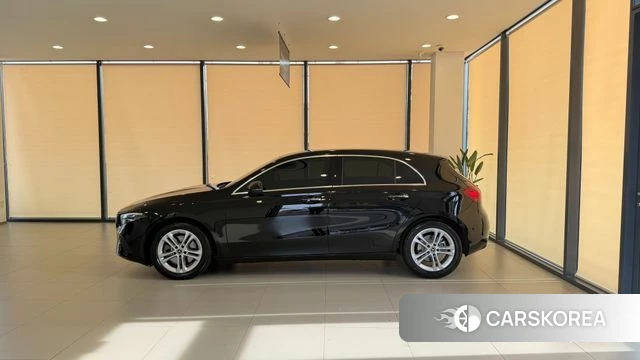 Mercedes-Benz A-Class W177 2024 Черный из Кореи, фото 3