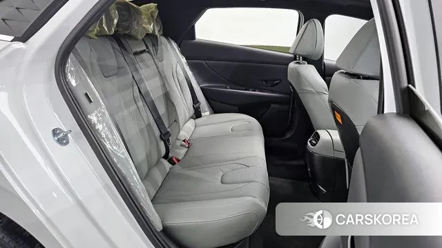 Hyundai The New Avante (CN7) 2025 Белый из Кореи, фото 3