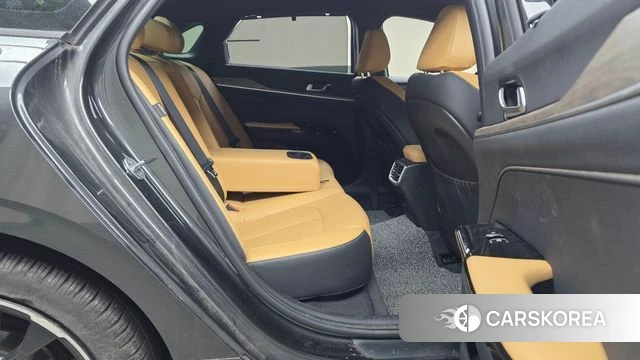 Kia K5 3rd generation 2023 Серый из Кореи, фото 3