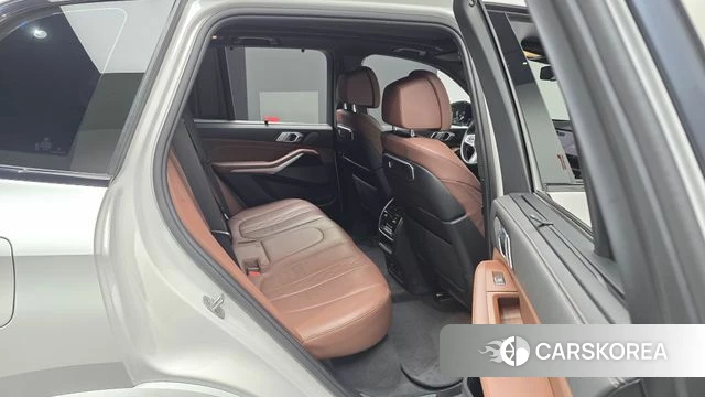 BMW X5 (G05) 2024 Белый из Кореи, фото 3