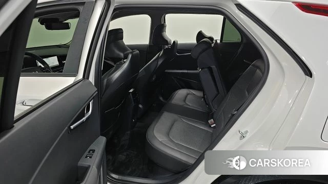 Kia Di Ol Nu Niro 2024 Белый из Кореи, фото 3