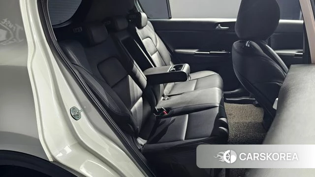 Kia Sportage 4th Generation 2018 Белый из Кореи, фото 3