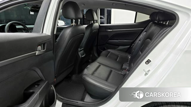 Hyundai Avante AD 2018 Белый из Кореи, фото 3