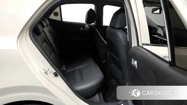 Kia Morning Urban (JA) 2022 Жемчужный цвет из Кореи, фото 3