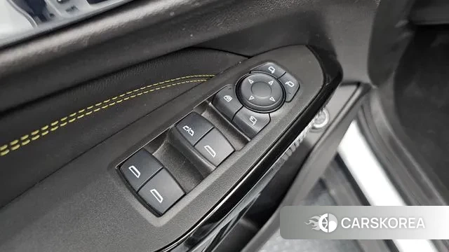 Chevrolet (GM Daewoo) Trax Crossover 2023 Белый из Кореи, фото 3