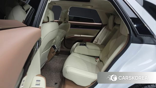 Hyundai Grandeur Hybrid (GN7) 2024 Белый из Кореи, фото 3