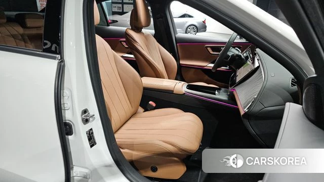 Mercedes-Benz E-Class W214 2025 Белый из Кореи, фото 3