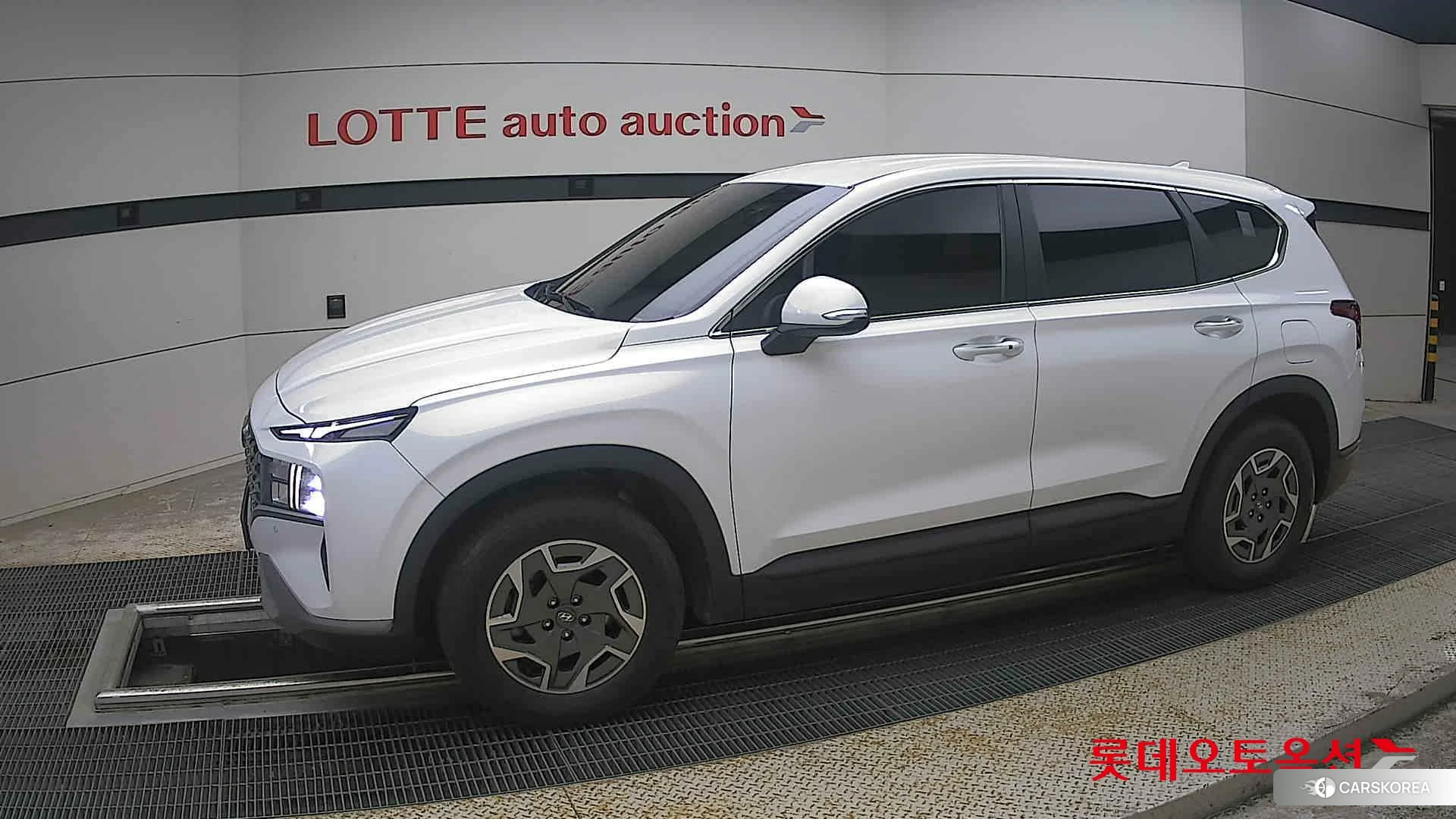 Hyundai Santa Fe Hybrid 2022 Creamy White Pearl (optional) из Кореи, фото 3