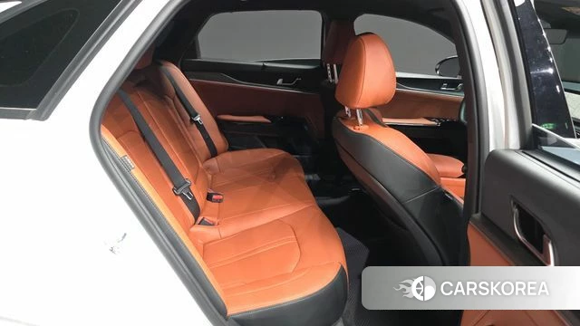 Kia The New K5 3rd generation 2024 Белый из Кореи, фото 3