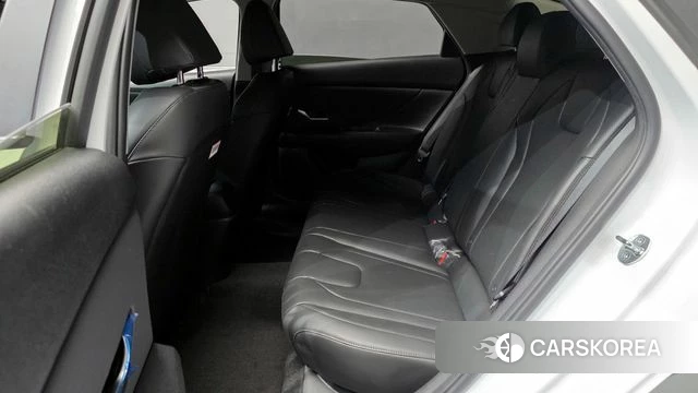 Hyundai Avante (CN7) 2023 Белый из Кореи, фото 3