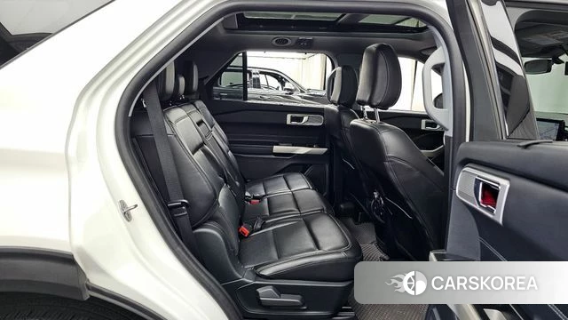 Ford Explorer 6th Generation 2021 Белый из Кореи, фото 3
