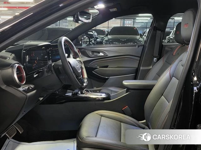 Chevrolet (GM Daewoo) Trax Crossover 2023 Черный из Кореи, фото 3
