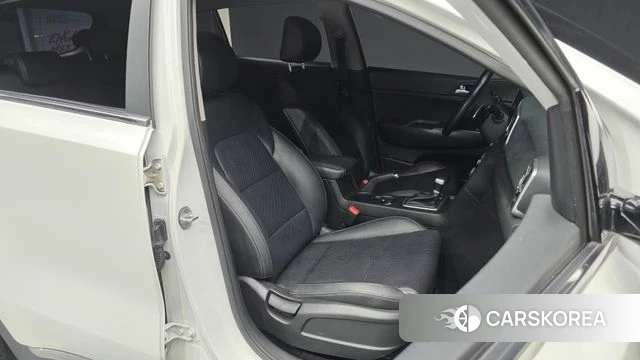 Kia Sportage 4th Generation 2018 Белый из Кореи, фото 3