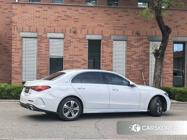 Mercedes-Benz Class C 2022 Белый из Китая, фото 3
