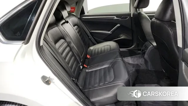 Volkswagen The New Passat 2018 Белый из Кореи, фото 3