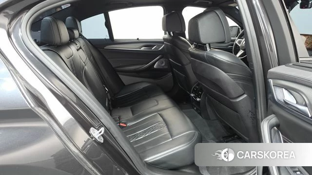 BMW 5 Series (G30) 2019 Серый из Кореи, фото 3