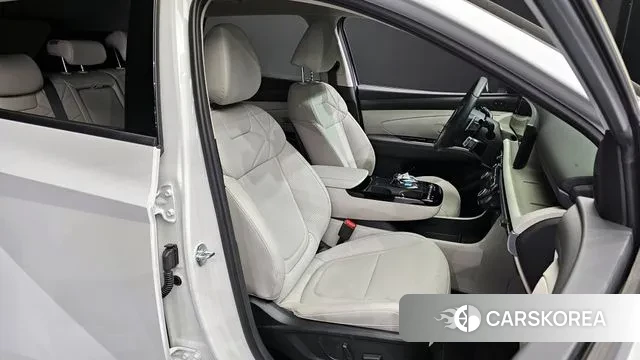 Hyundai The New Tucson Hybrid (NX4) 2025 Белый из Кореи, фото 3