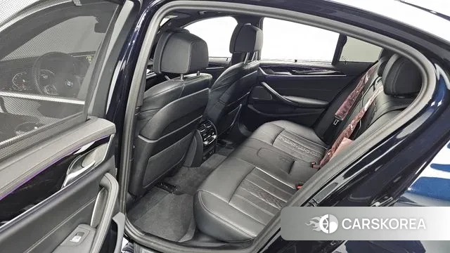 BMW 5 Series (G30) 2022 Черный из Кореи, фото 3