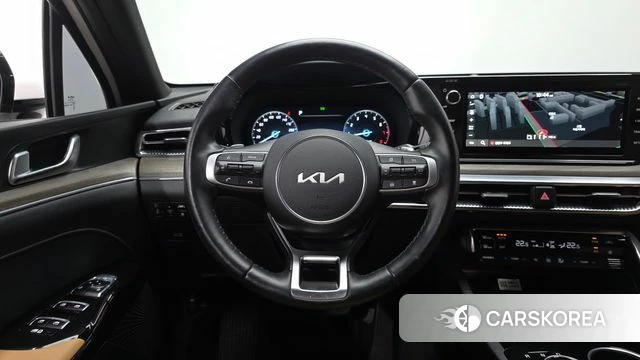 Kia K5 3rd generation 2022 Белый из Кореи, фото 3