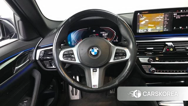 BMW 5 Series (G30) 2021 Черный из Кореи, фото 3