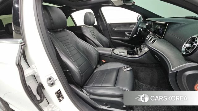 Mercedes-Benz E-Class W213 2020 Белый из Кореи, фото 3