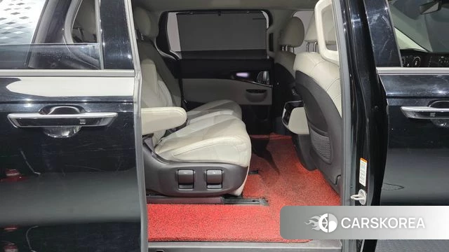 Kia Carnival 4th generation 2021 Черный из Кореи, фото 3