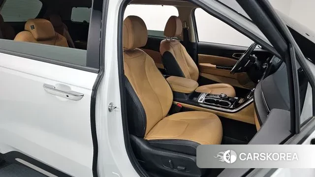 Kia Carnival 4th generation 2023 Белый из Кореи, фото 3